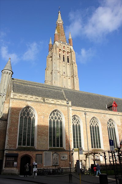 152-Брюгге, церковь Богоматери